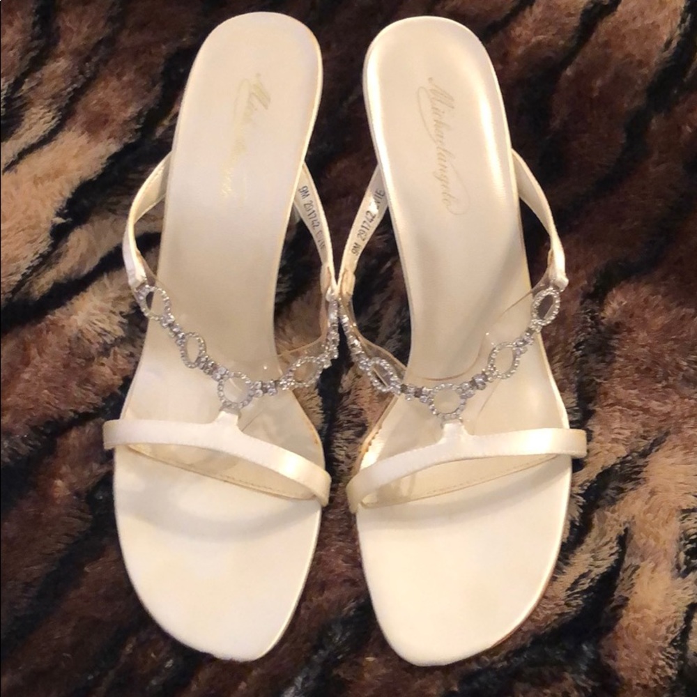 Michaelangelo satin heels